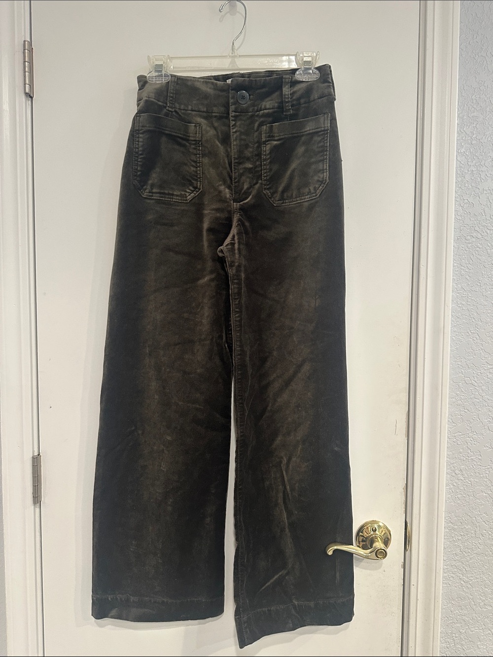 Maeve for Anthropologie Colette Full-Length Olive Velvet pants, size 26 (2-4)
